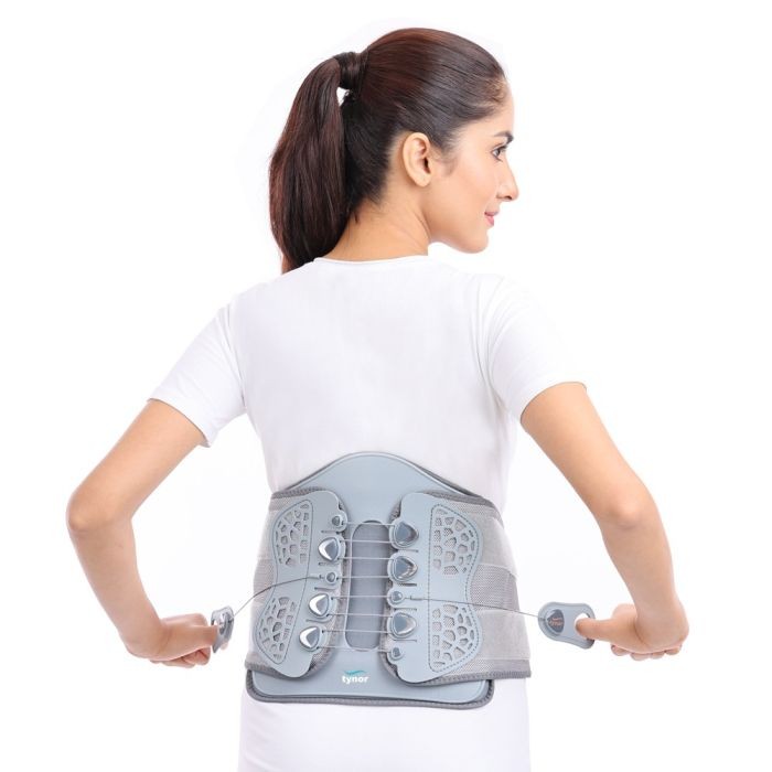 Lumbo Lacepull Brace tynor